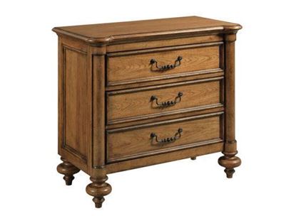 BERKSHIRE EDMISTEN BACHELORS CHEST - 011-422 from American Drew